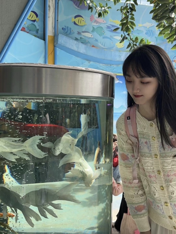 yiyi的第三张照片--西安相亲服务中心