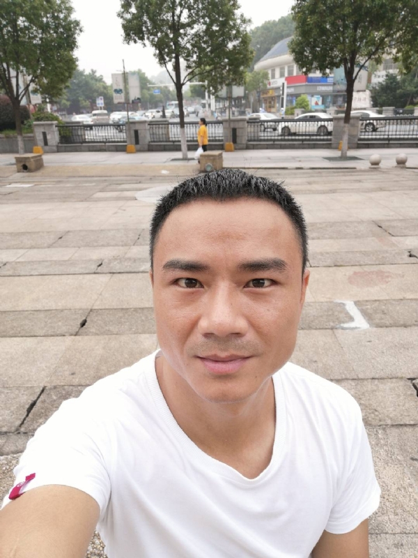 水木年华的第三张照片--西安相亲服务中心