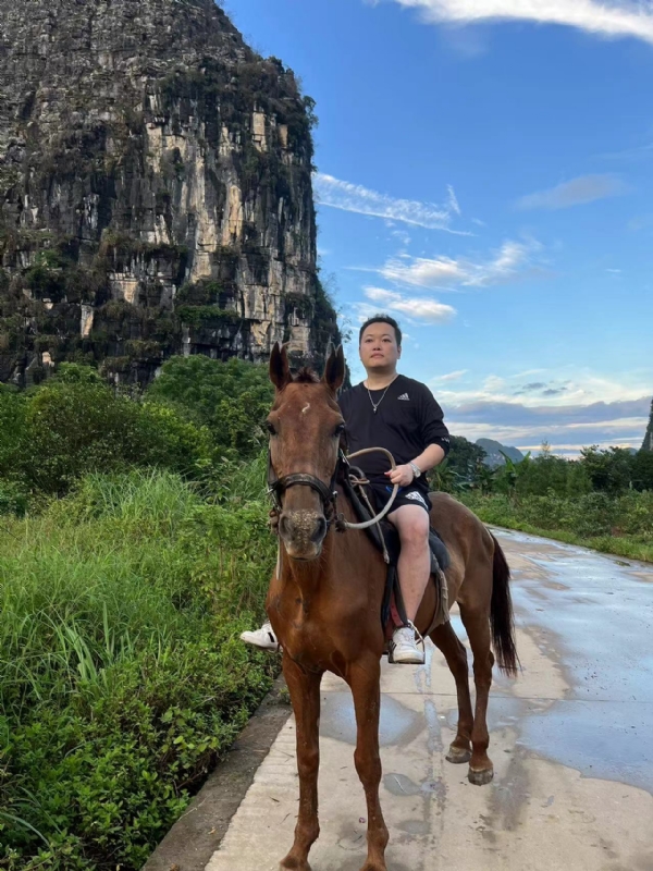 千度D雄的第六张照片--西安相亲服务中心