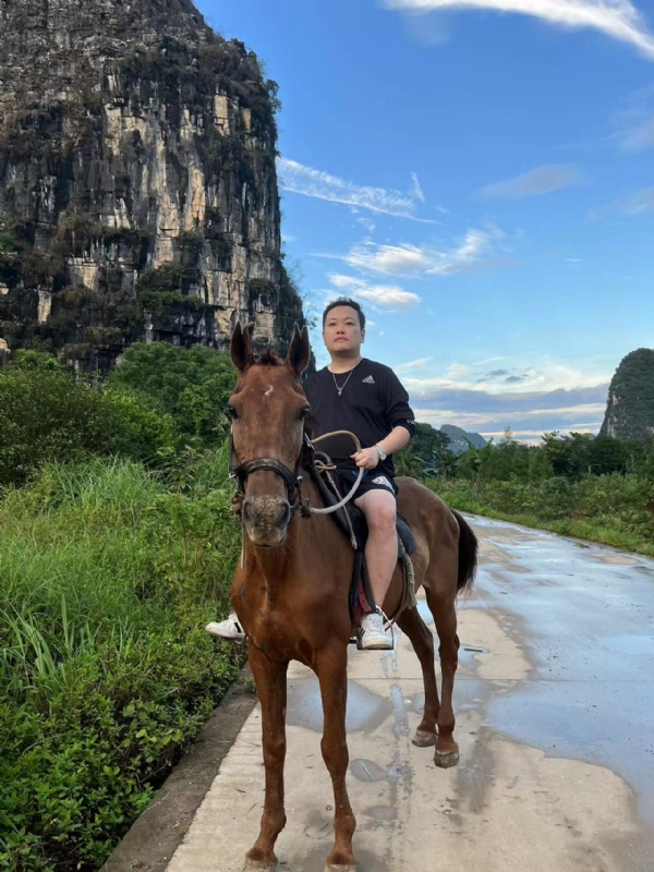 千度D雄的第七张照片--西安相亲服务中心