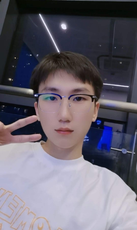 奕铭的第一张照片--西安相亲服务中心