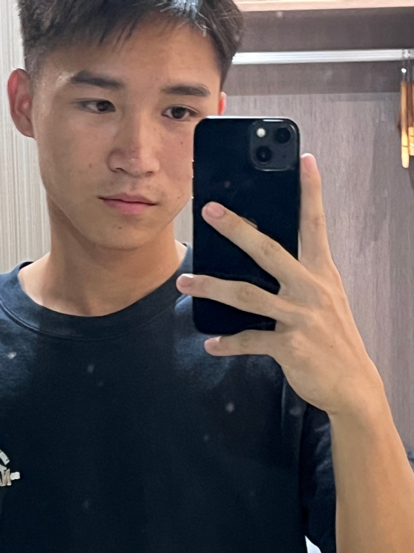 画家的第一张照片--西安相亲服务中心