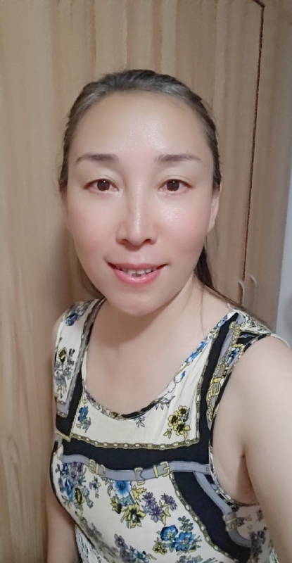 晓琴的第二张照片--西安相亲服务中心