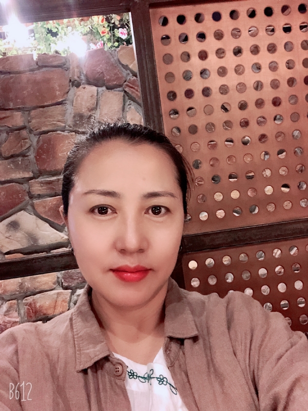 雲雲的第一张照片--西安相亲服务中心