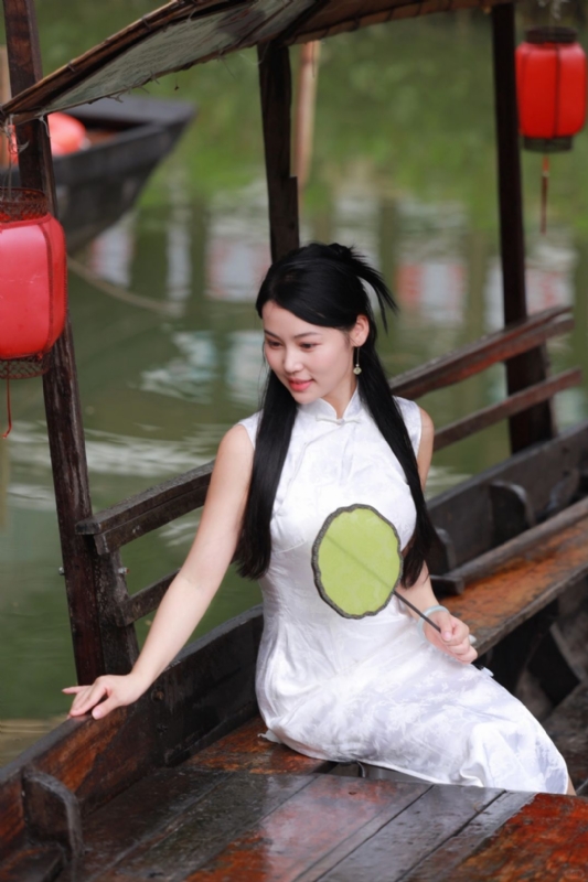 小慧的第二张照片--西安相亲服务中心