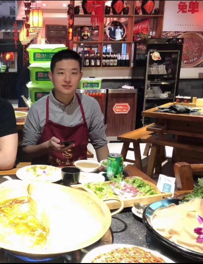 尚龙的第四张照片--西安相亲服务中心