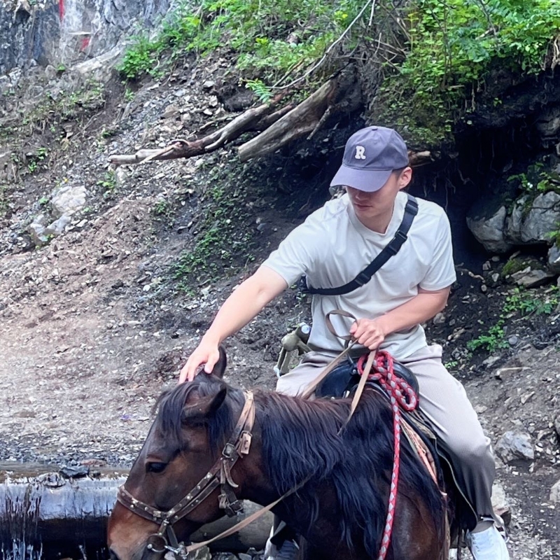 蓦然回首的第二张照片--西安相亲服务中心