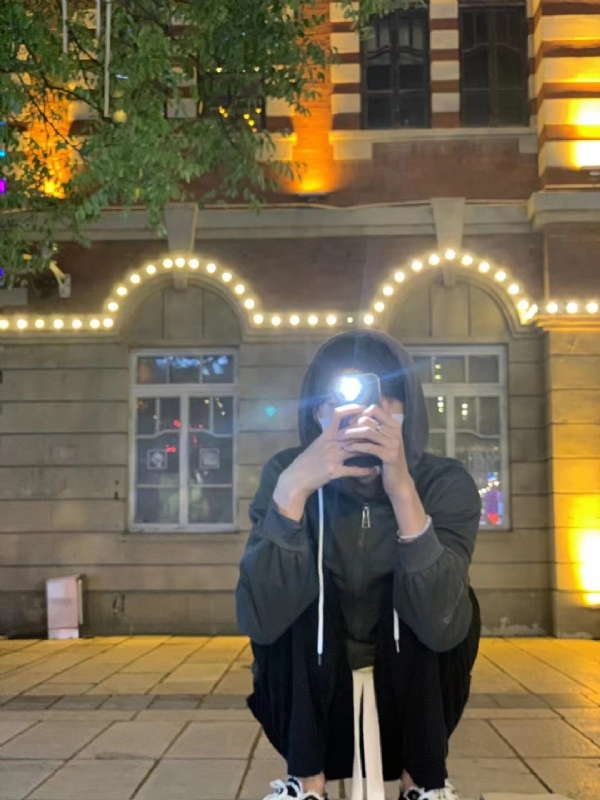 芒果的第一张照片--西安相亲服务中心