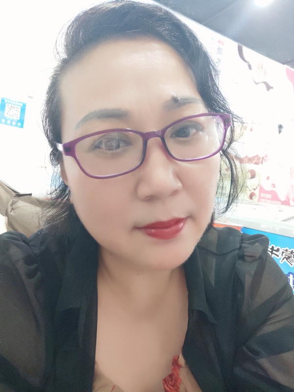 娜财娜福的第一张照片--西安相亲服务中心