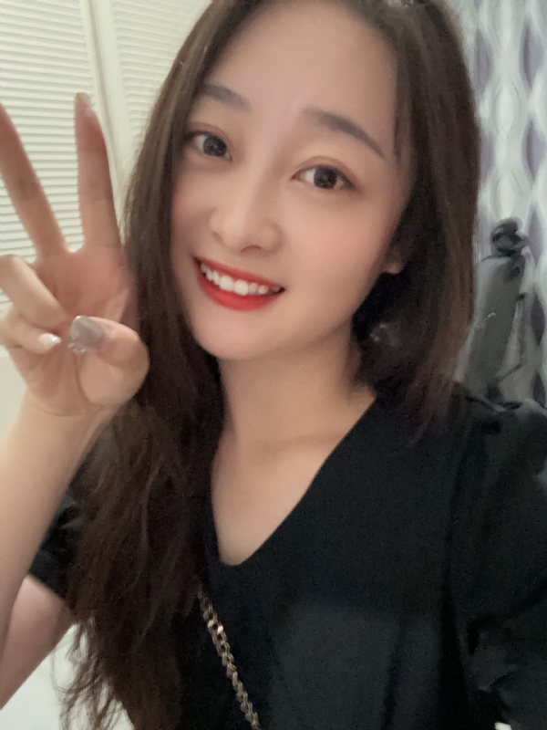 草莓的第一张照片--西安相亲服务中心