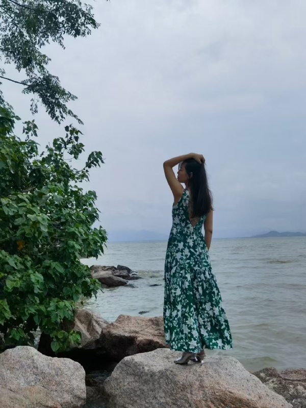 甜以待人的第四张照片--西安相亲服务中心