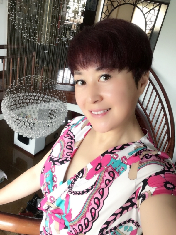 Amy的第一张照片--西安相亲服务中心