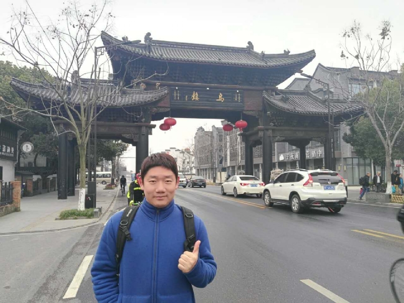 秋风秋雨的第一张照片--西安相亲服务中心