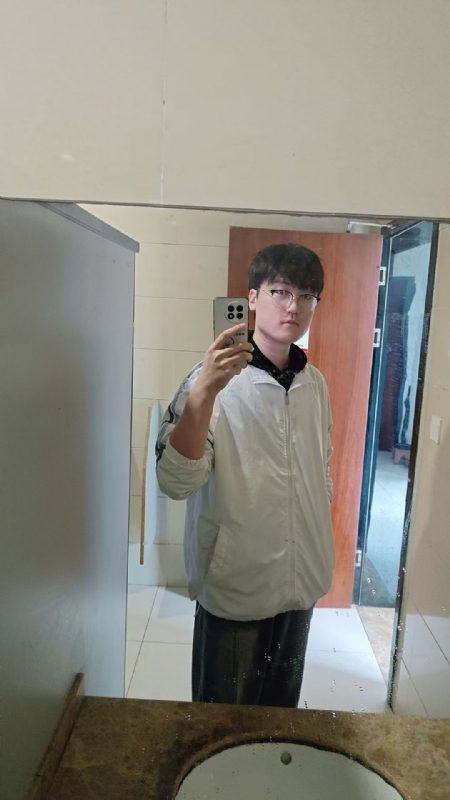 高大毛的第一张照片--西安相亲服务中心