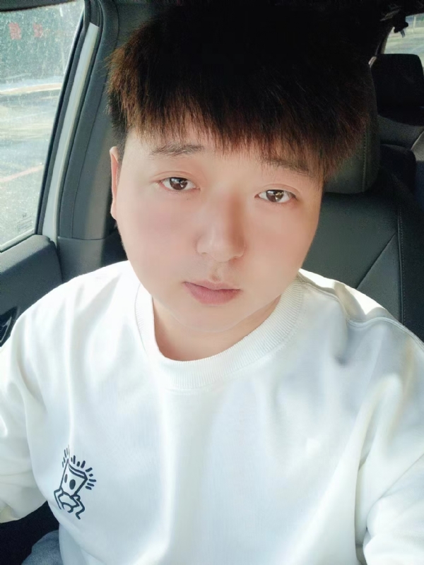 可乐加冰的第一张照片--西安相亲服务中心