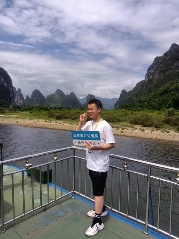 决胜时刻的第三张照片--西安相亲服务中心