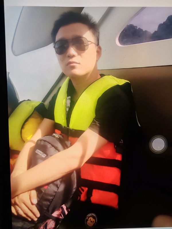 座看烟霞散的第一张照片--西安相亲服务中心