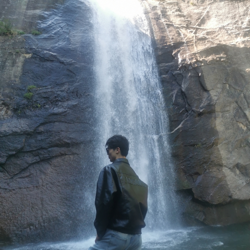 随安的第一张照片--西安相亲服务中心