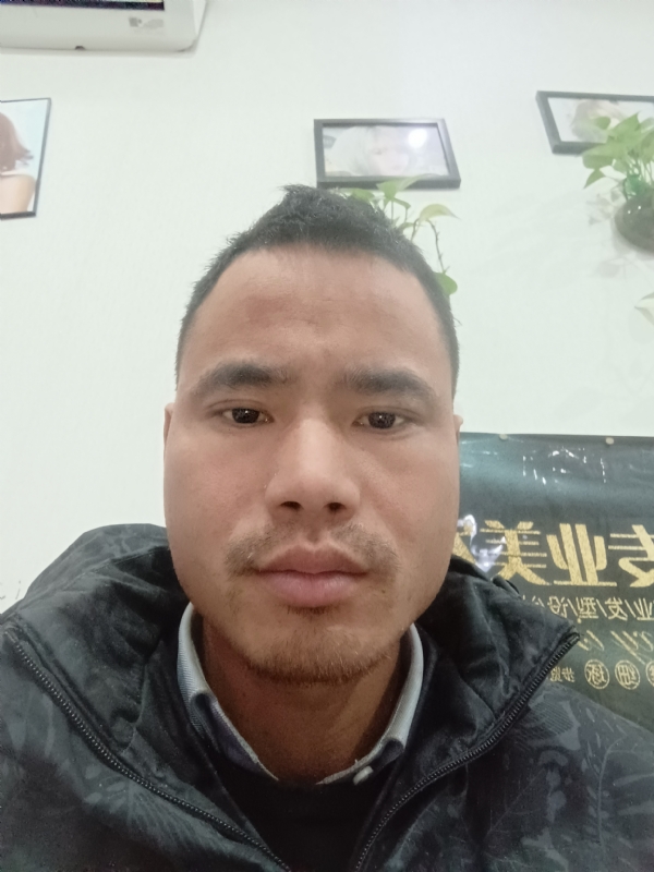 liuliyong的第一张照片--西安相亲服务中心