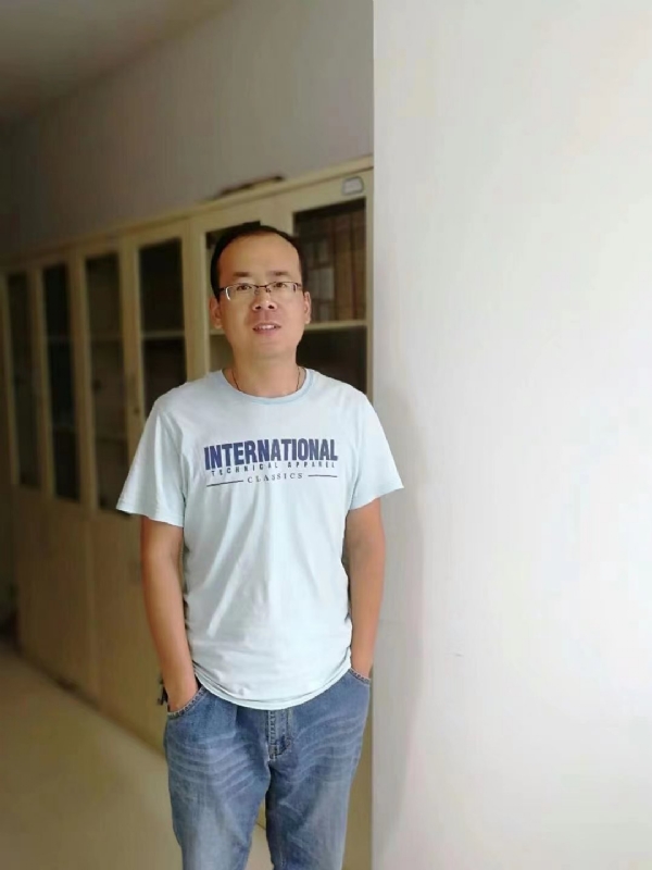 黄土麦田的第一张照片--西安相亲服务中心