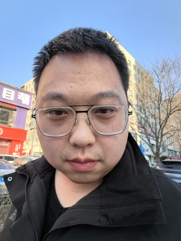 宋哲的第一张照片--西安相亲服务中心