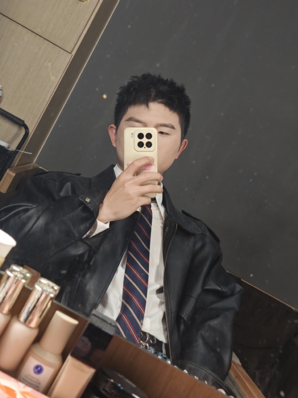 郝天翔的第一张照片--西安相亲服务中心