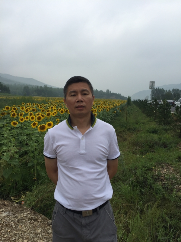 爱拼才会赢的大叔的第三张照片--西安相亲服务中心