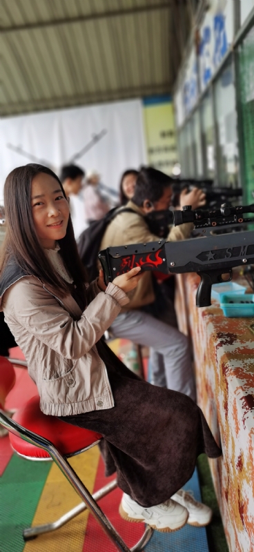 颜如玉的第一张照片--西安相亲服务中心