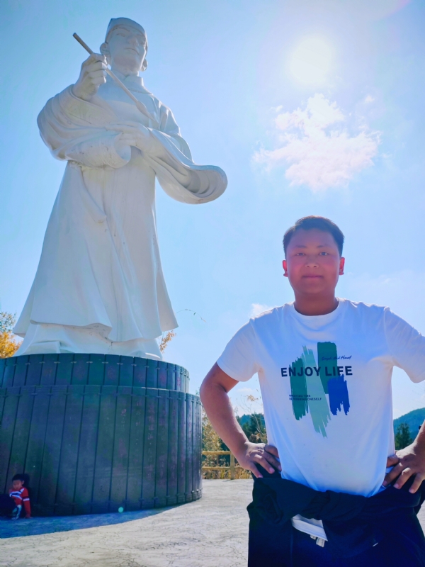 伏王虎的第一张照片--西安相亲服务中心