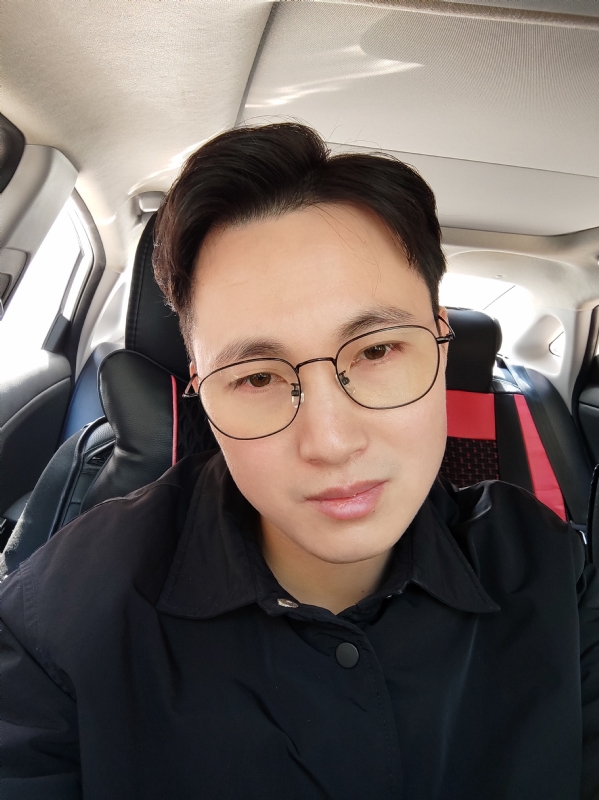 沉默先绅的第一张照片--西安相亲服务中心