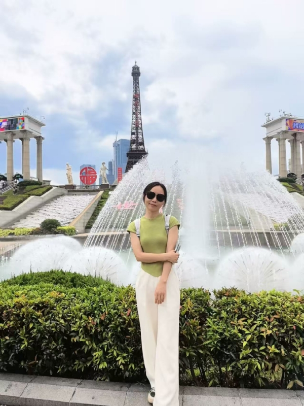 秋风落叶的第一张照片--西安相亲服务中心