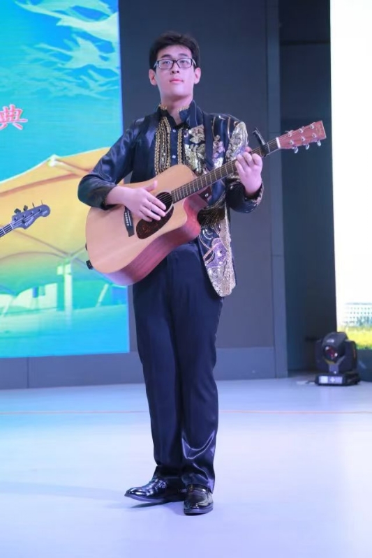 一叶知秋ZG的第一张照片--西安相亲服务中心