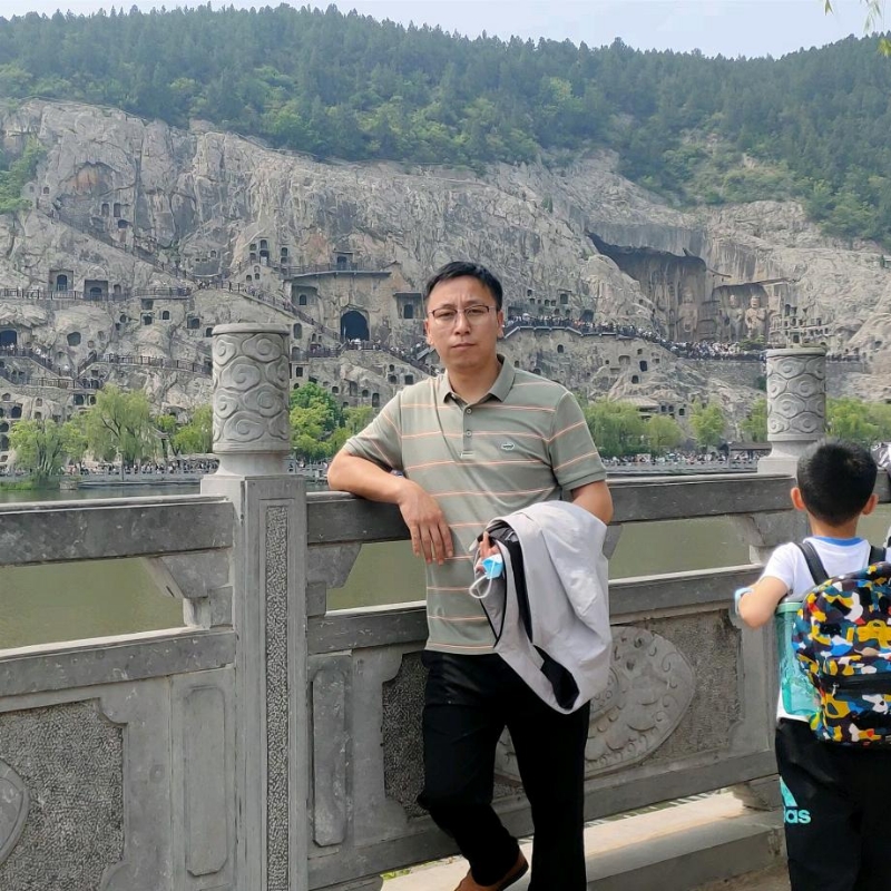 啊坤的第一张照片--西安相亲服务中心