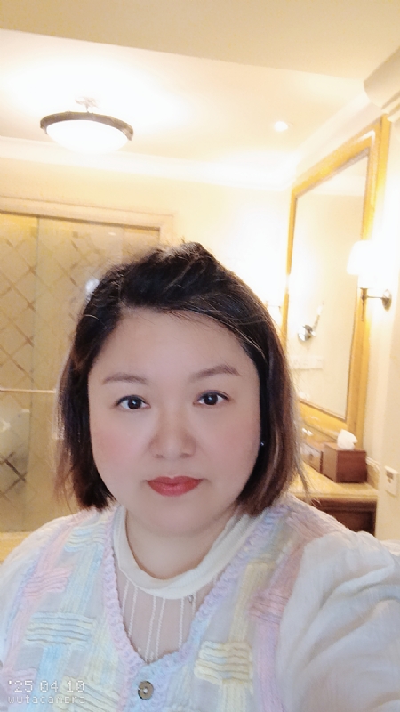 衎静玲瓏的第二张照片--西安相亲服务中心