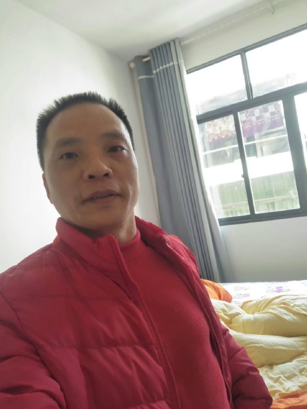 真诚征婚的第一张照片--西安相亲服务中心