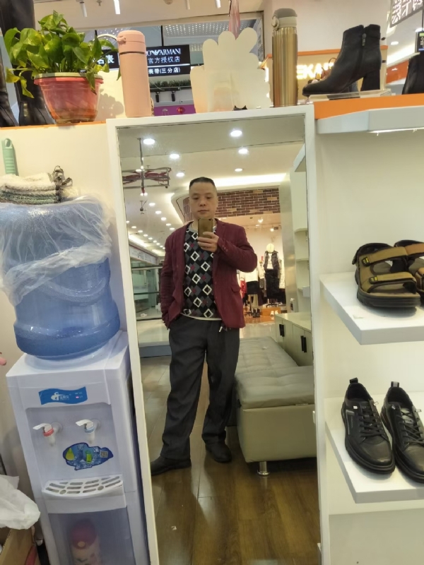 真诚征婚的第四张照片--西安相亲服务中心