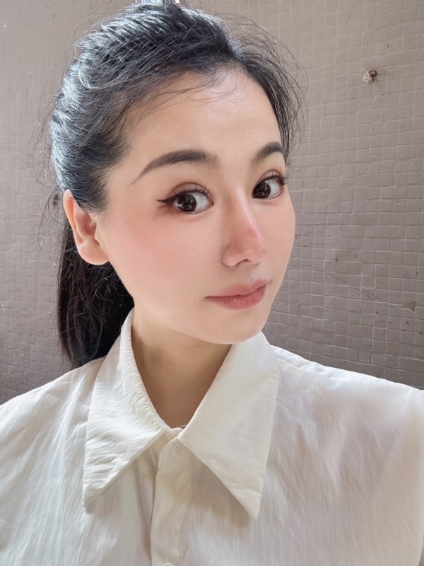 金莉的第二张照片--西安相亲服务中心