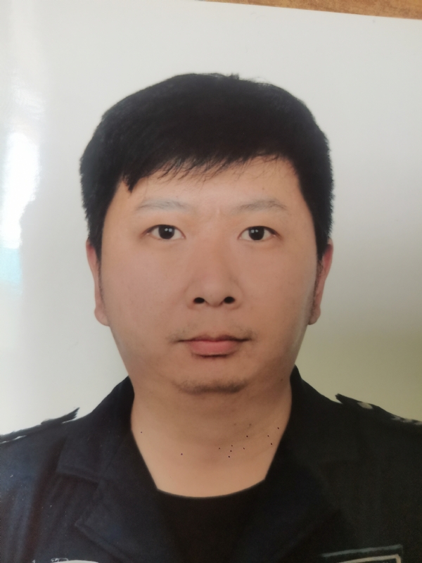 吕嘉的第一张照片--西安相亲服务中心