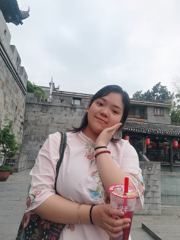 敏兮小沫的第三张照片--西安相亲服务中心