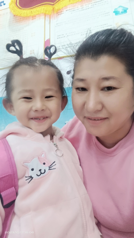 离异带俩娃的第一张照片--西安相亲服务中心