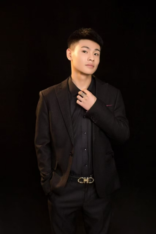 刘小船的第二张照片--西安相亲服务中心