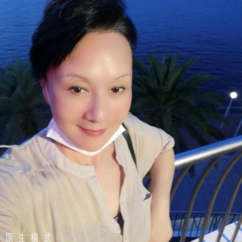 hong的第一张照片--西安相亲服务中心