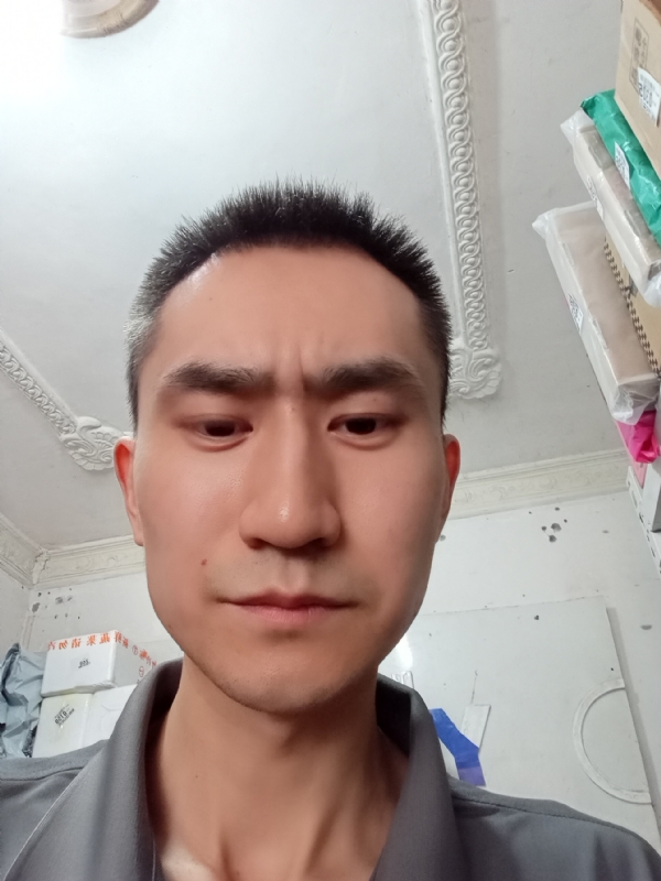 西门吹雪的第一张照片--西安相亲服务中心