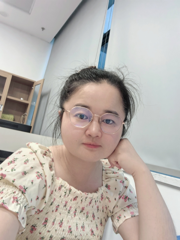 盼盼的第一张照片--西安相亲服务中心