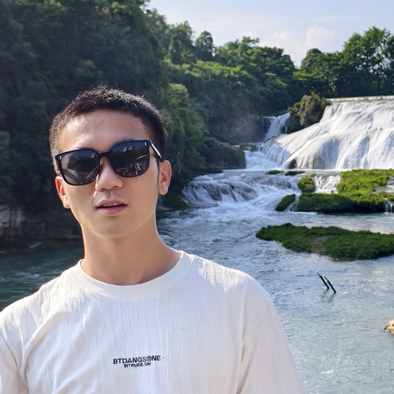 飞殷的第一张照片--西安相亲服务中心