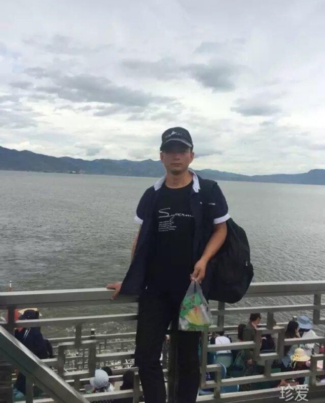 燕雯泽的第一张照片--西安相亲服务中心