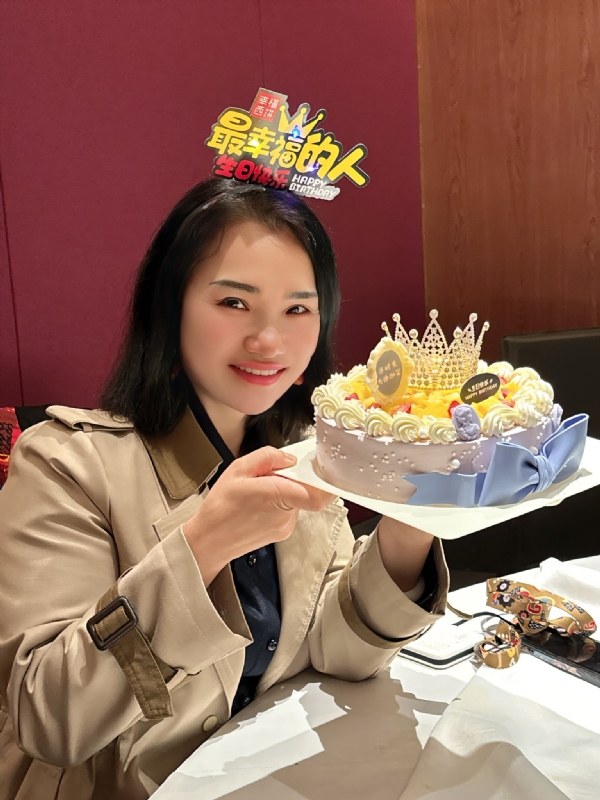 Apple的第一张照片--西安相亲服务中心