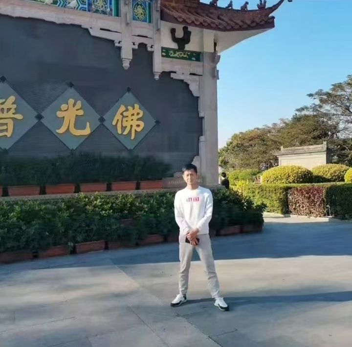 星艺的第一张照片--西安相亲服务中心