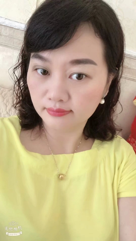 微笑的第一张照片--西安相亲服务中心