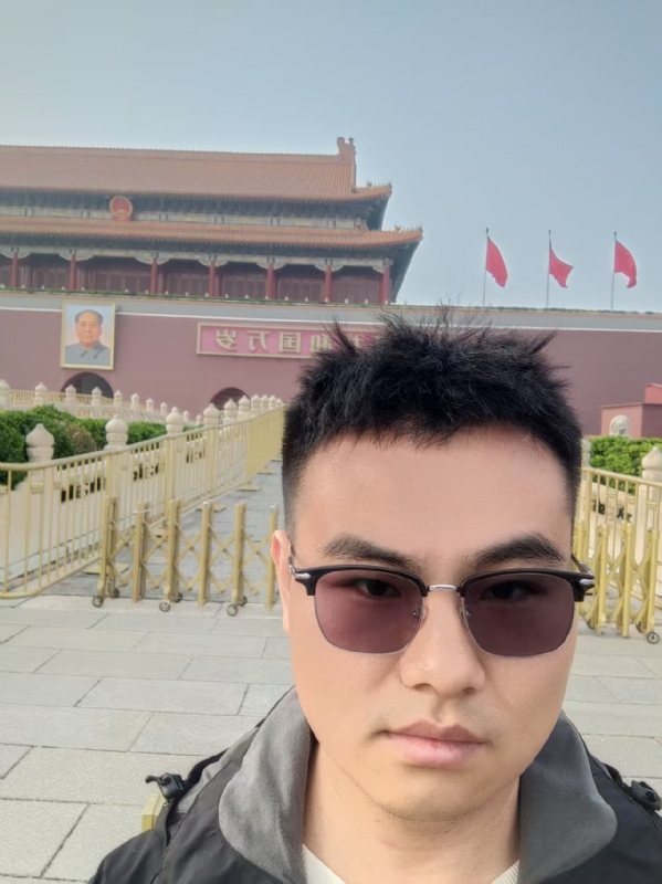 喧嚣的风的第一张照片--西安相亲服务中心